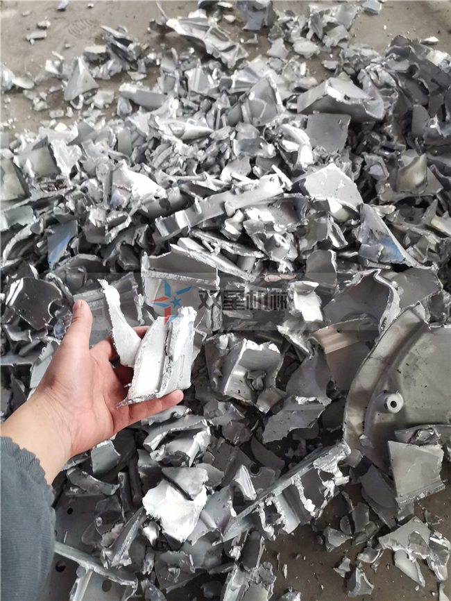 金属撕碎机生铝铸件撕碎效果
