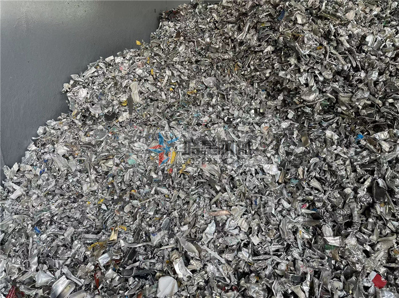 Material crushing effect of waste aluminum crusher