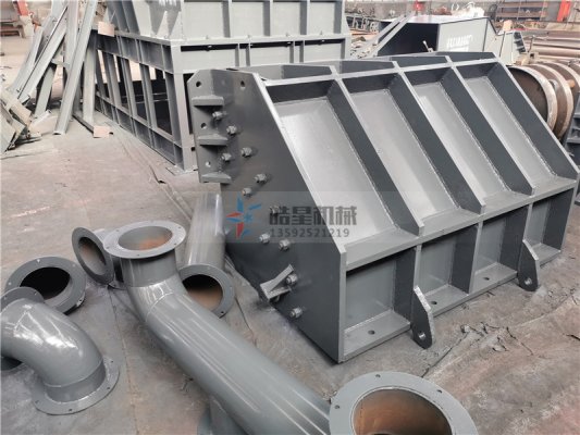 Production site of the top cover of the metal crusher bridge breaking aluminum crusher